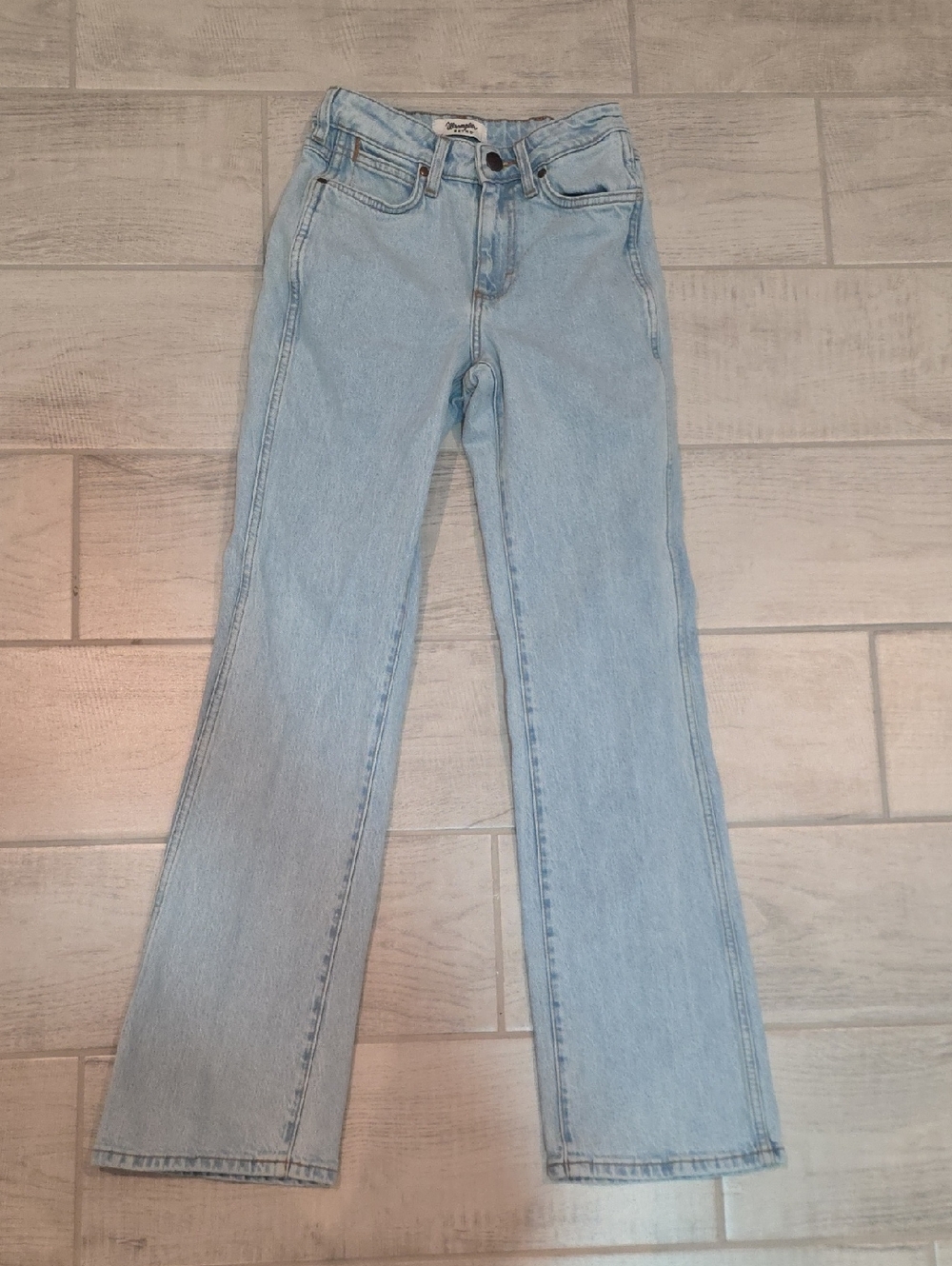 Wrangler Retro High Rise Boot Women's Size 25x32 Light Wash Stretch